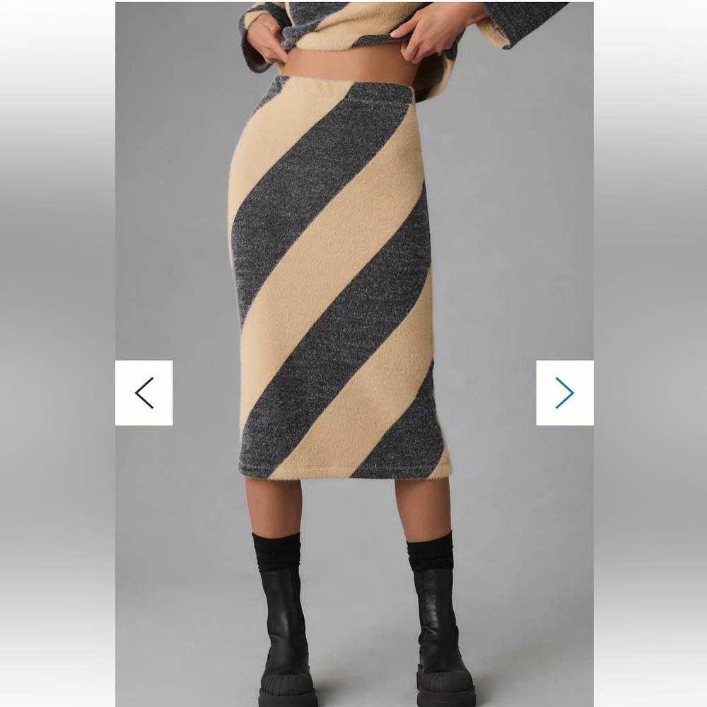 NWOT! By Anthropologie Slim Midi Cozy Knit Sweater Skirt Gray and Tan - Size S